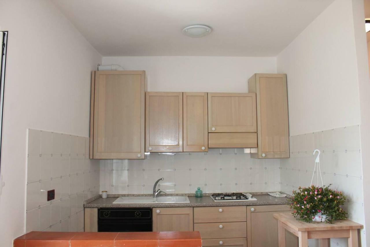 La Casetta Di Graziella Apartment Vezzi Portio Exterior photo